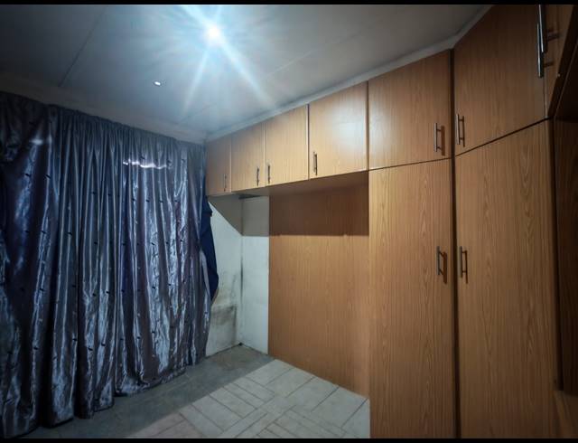 3 BEDROOM FREESTANDING FOR SALE IN WOODVIEW